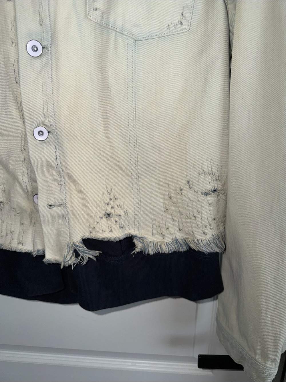 Free People Distressed Denim Jacket Hoodie Layered Trucker Jacket Raw Hem - Picture 2 of 8